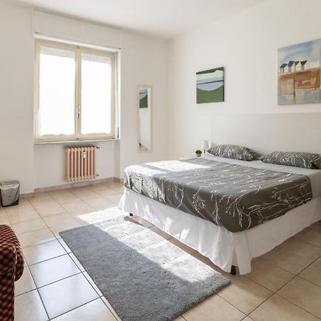 [House of Poet] Wide Apartment in the City Center Asti Buitenkant foto