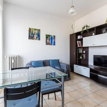 [House of Poet] Wide Apartment in the City Center Asti Buitenkant foto