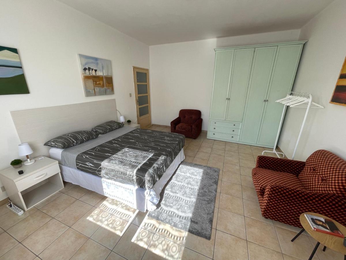 [House of Poet] Wide Apartment in the City Center Asti Buitenkant foto