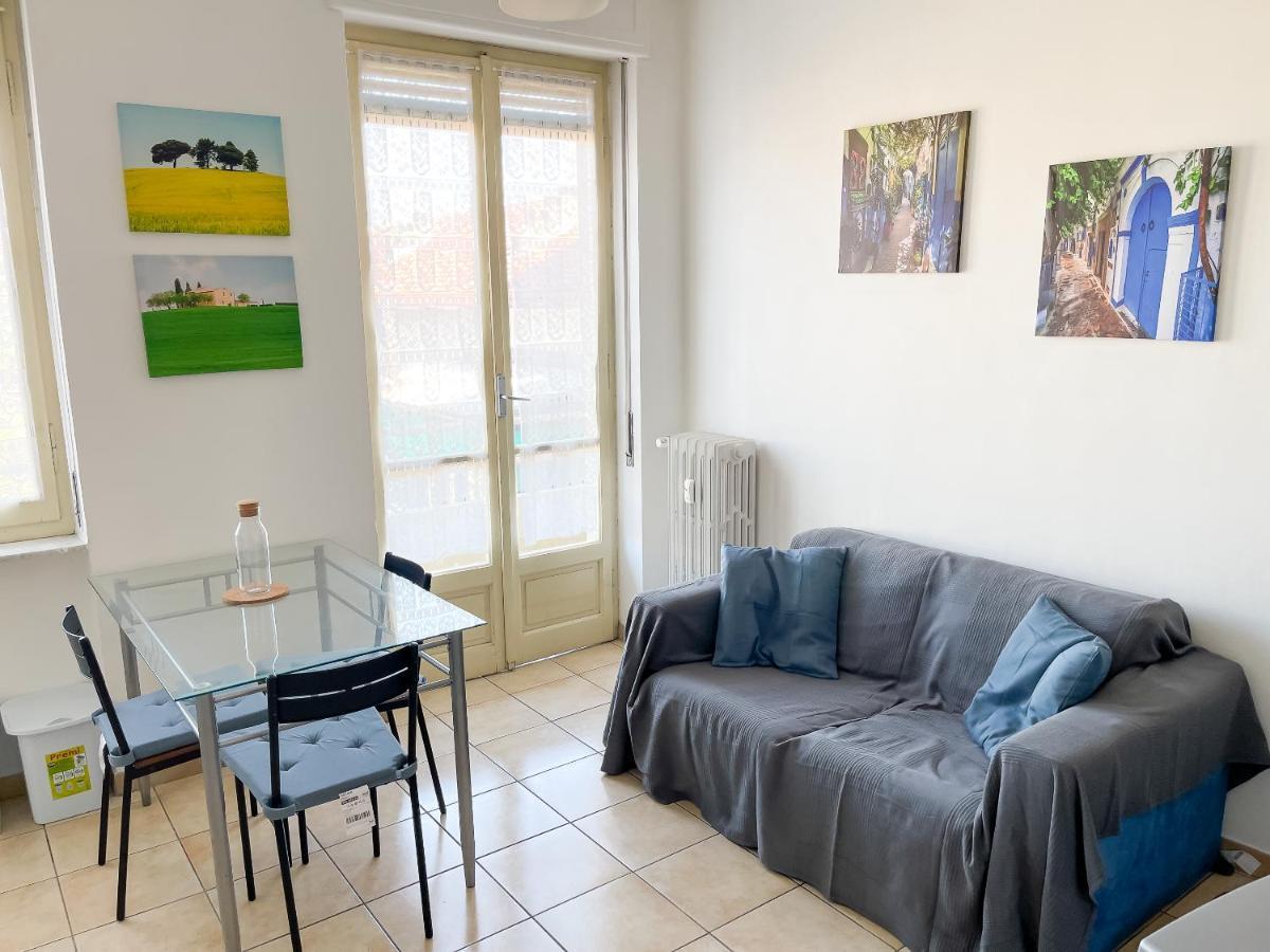 [House of Poet] Wide Apartment in the City Center Asti Buitenkant foto